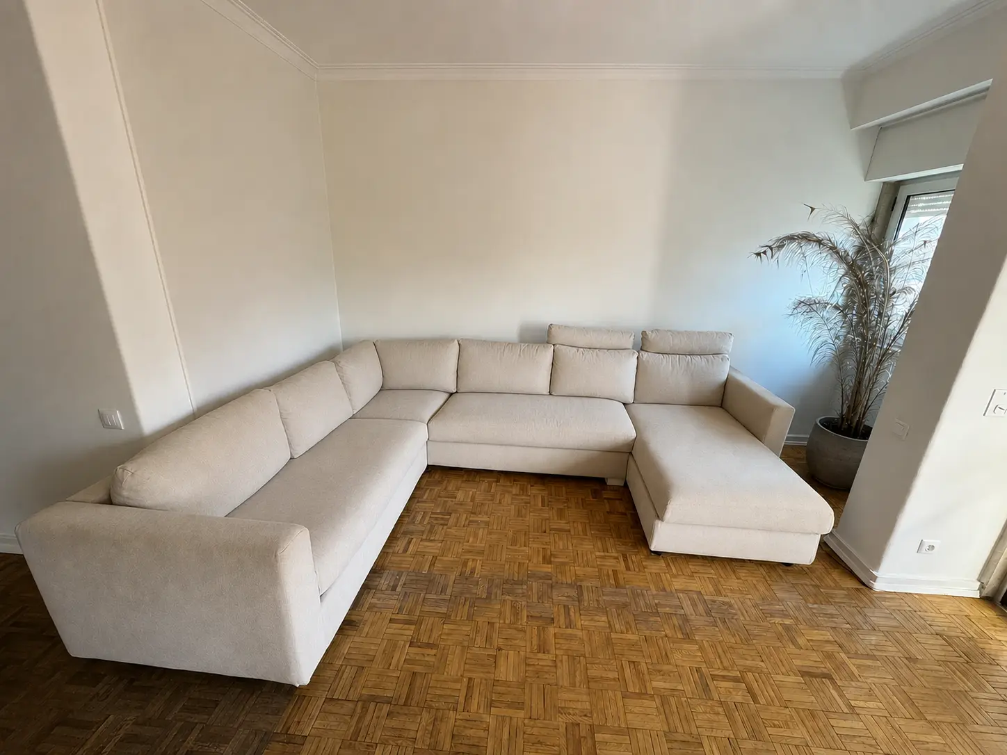Corner Sofa 5-seat with chaise longue, Tresund fabric light beige, easily washable, IKEA Kivik