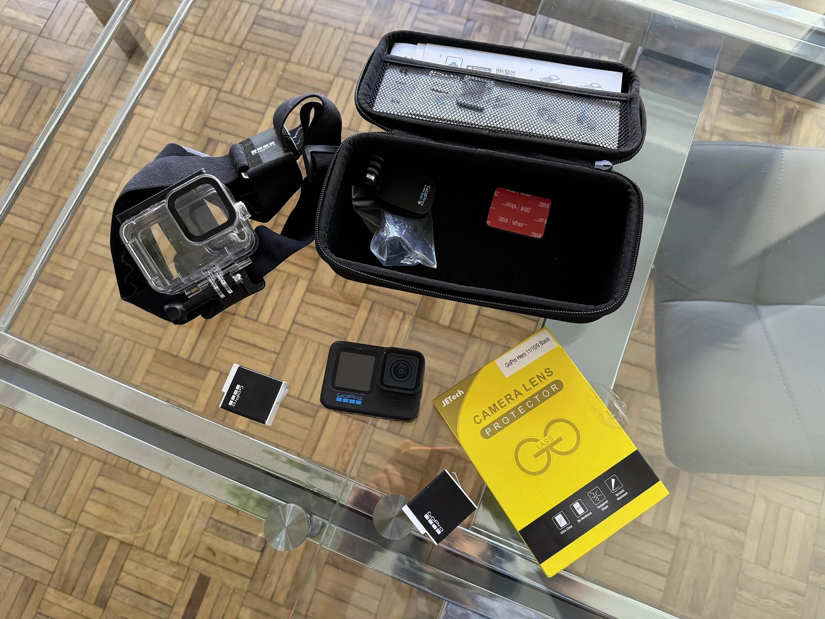 GoPro Hero 11 Black with Accessories, photo 1