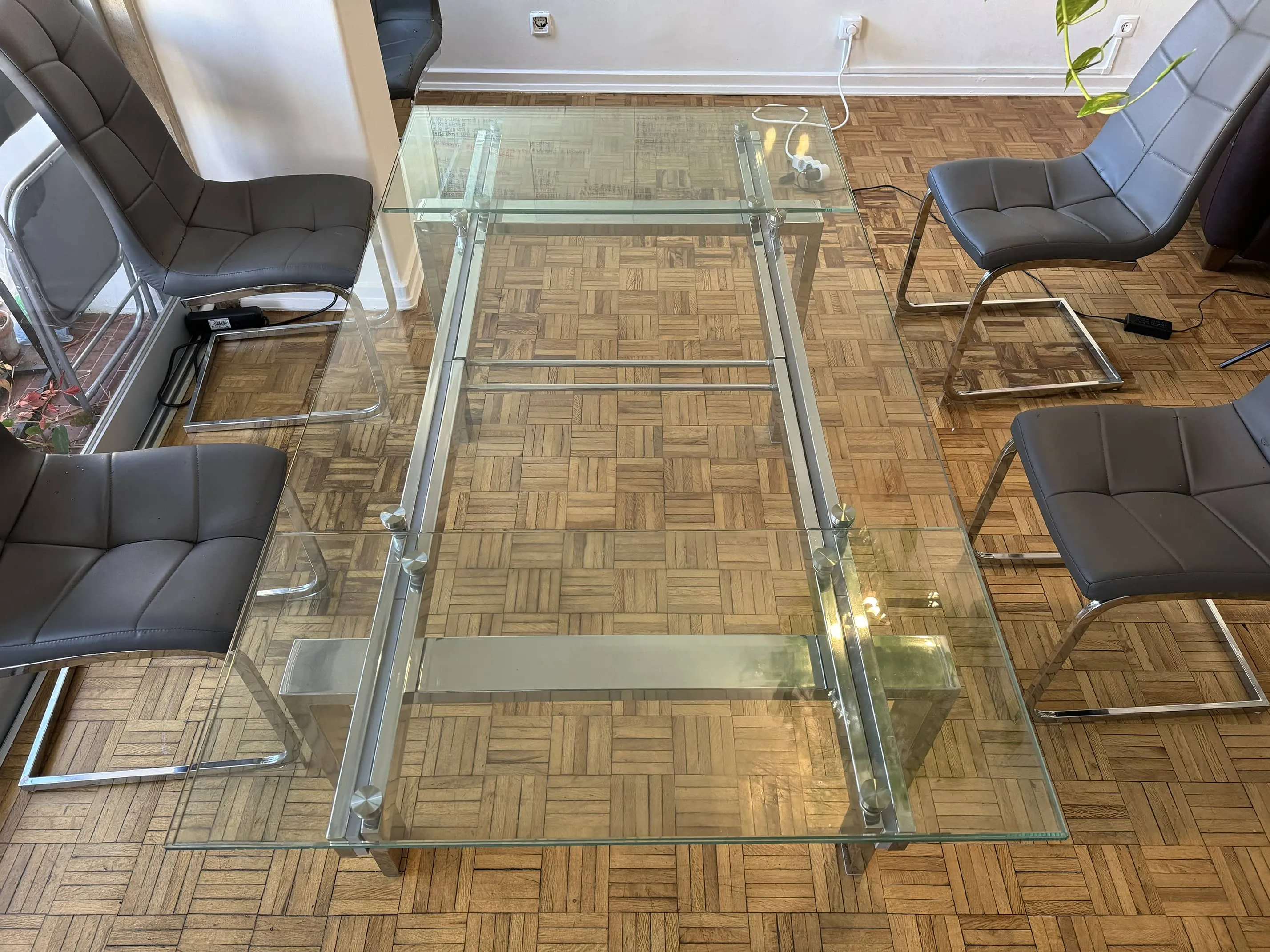 Long glass table 240 cm x 90 cm, extensible easily, photo 6