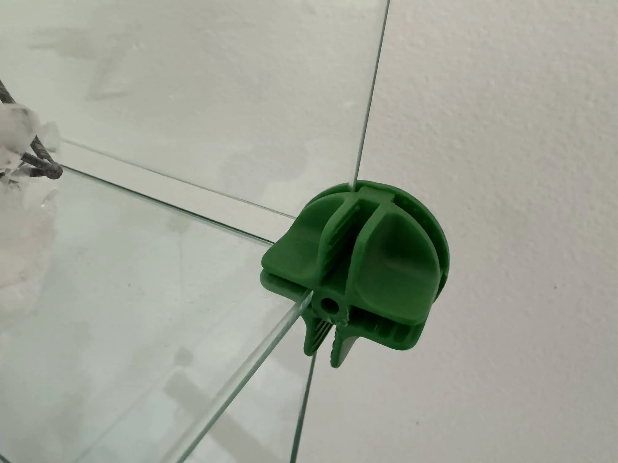 Glass vitrine for showing objects, 24 cubes easily configurable. Big one is Height 170cm Wide 110cm Deep 36cm, photo 8